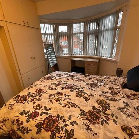 Large Beautiful 3 Bed House In City Of Birmingam Exterior foto
